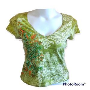 Gloria Vanderbilt Tee. 🧁 3 for $15